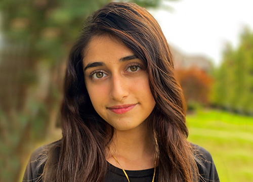 DiscoverSTEM Student Inaya Sheikh